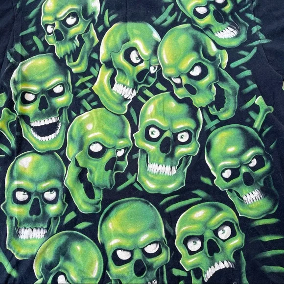 Liquid Blue Authentic Green Skull Print Black T Shirt Large Adult Vintage 2001 - Picture 8 of 16
